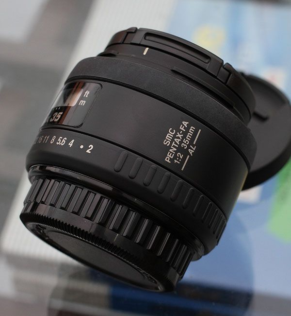 Pentax 35F2/50 F1.4/70 F2.4L/ 77 F1.8L/ 100 F2.8 WR. - 3
