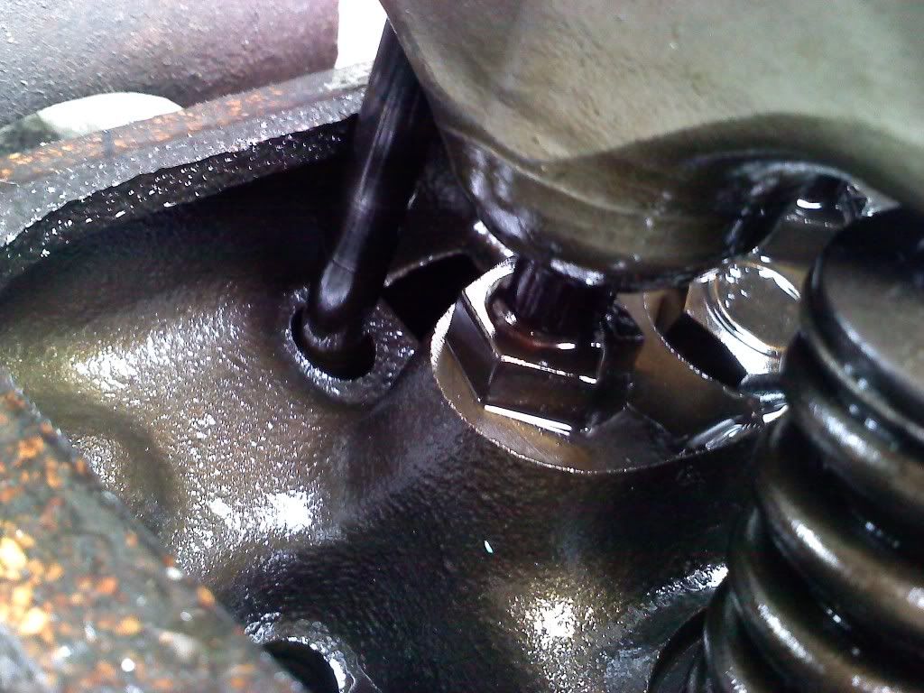 Rocker arms hitting valve covers Message Board