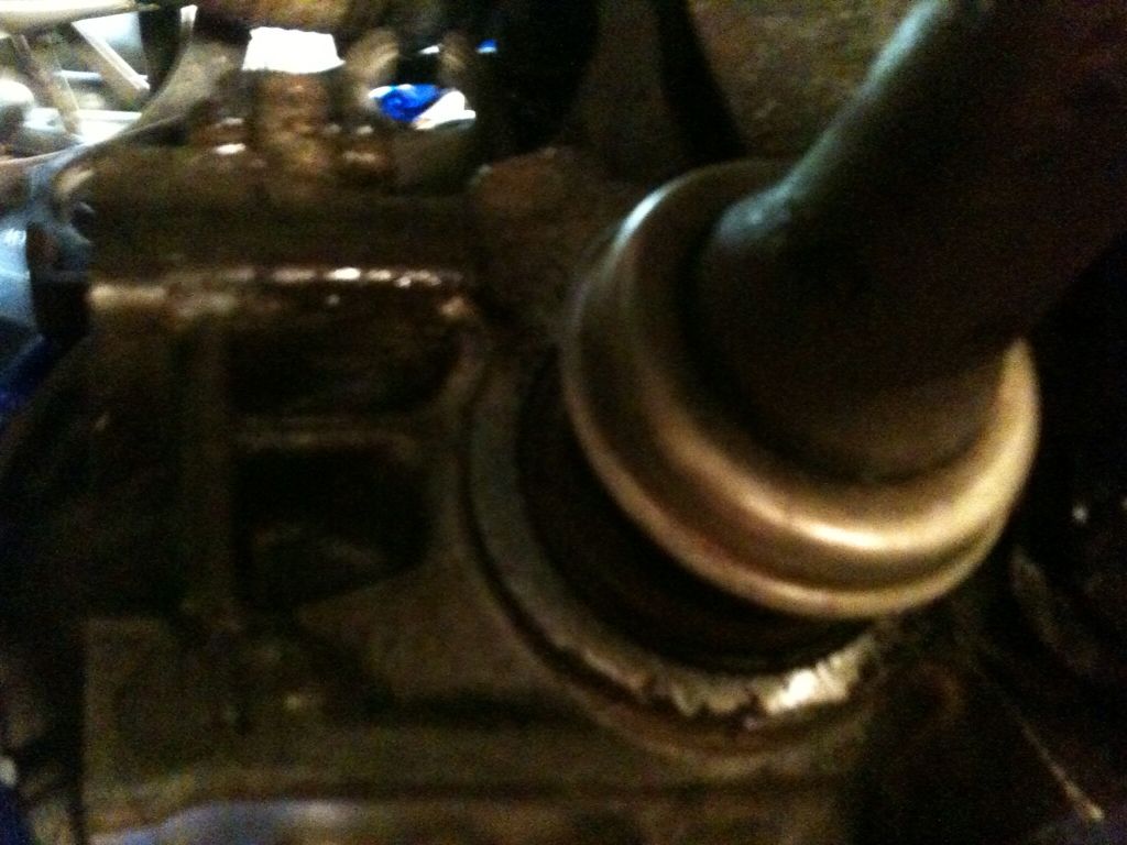 Passenger side axle wont go in to transmission.... Toyota Nation Forum