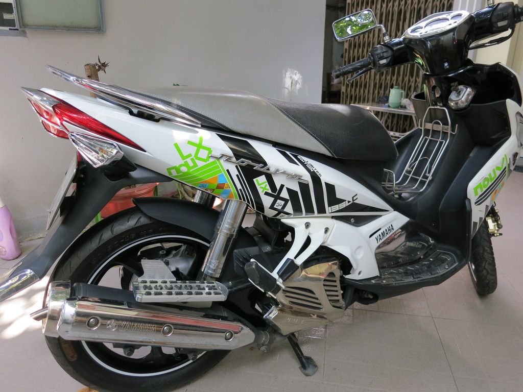 Cần bán  nouvo lx  2011 màu trắng đen - 7