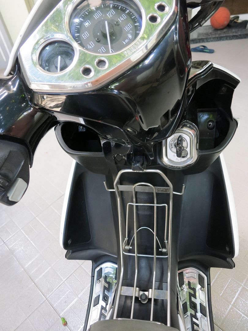 Cần bán  nouvo lx  2011 màu trắng đen - 11