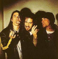 Te Gusta Nirvana, Kurt?..Aca traje unas fotos..=) Te Gusta Nirvana, Kurt?..Aca traje unas fotos..=)