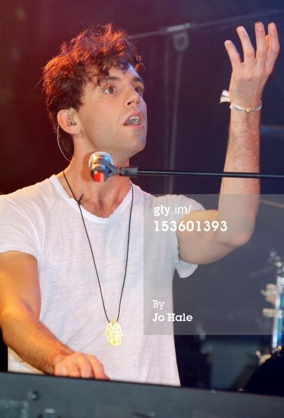 153601393-mika-performs-on-stage-for-g-a-y-club-at-gettyimages.jpg