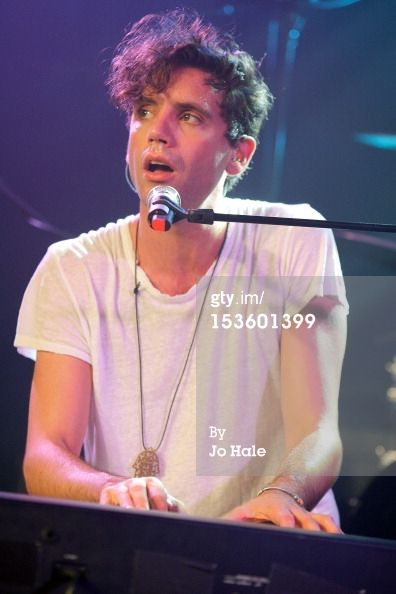 153601399-mika-performs-on-stage-for-g-a-y-club-at-gettyimages.jpg