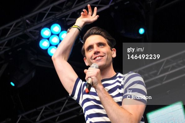 146492239-mika-performs-on-stage-during-day-3-of-the-gettyimages.jpg