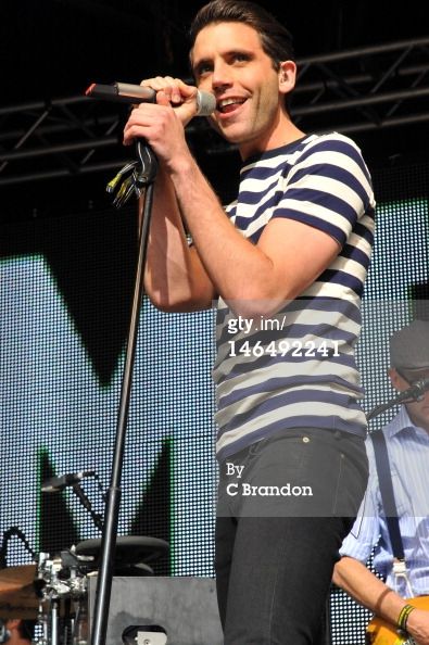 146492241-mika-performs-on-stage-during-day-3-of-the-gettyimages.jpg