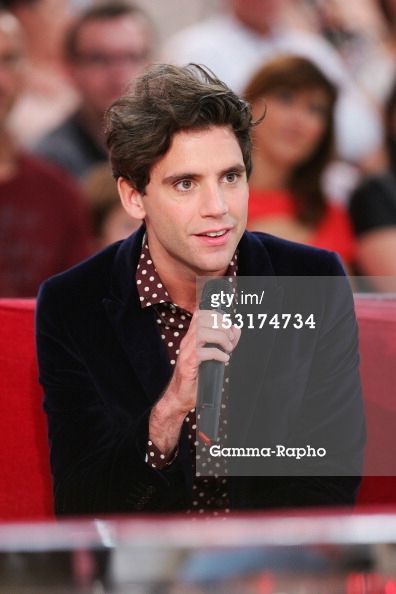 153174734-mika-attends-vivement-dimanche-tv-show-on-gettyimages.jpg