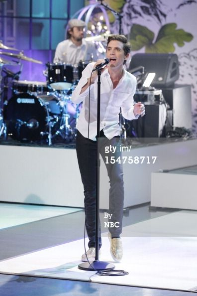154758717-episode-4339-pictured-musical-guest-mika-gettyimages.jpg