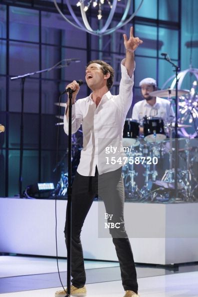 154758720-episode-4339-pictured-musical-guest-mika-gettyimages.jpg