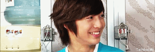 [Resim: tumblr_ln97drMrzr1ql2osco1_500.gif]