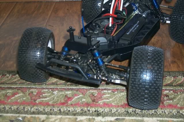 slash 4x4 truggy