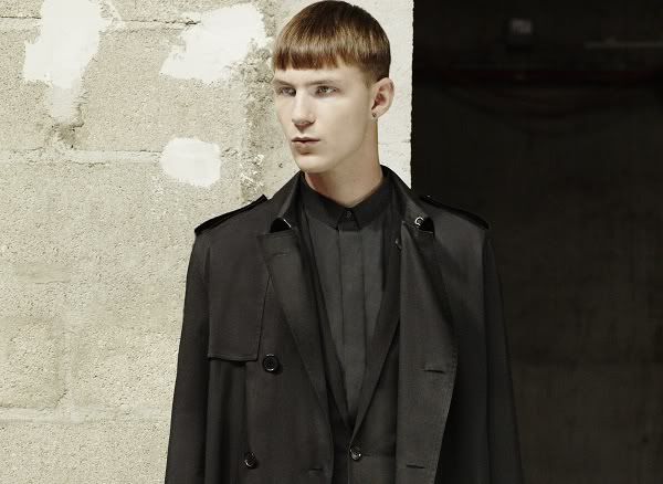 Dior_Homme_Les_Essentiels_Trench