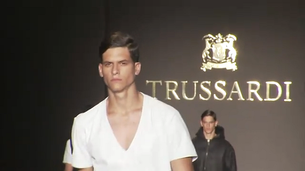 Trussardi-1911-Fall-2011-Fashion-Show