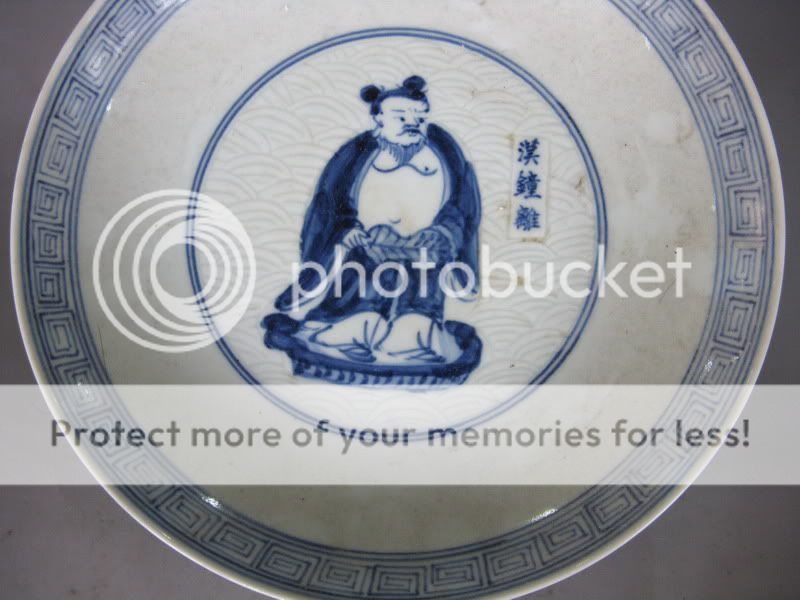 Chinese antique delicate precious blue and white porcelain plate 