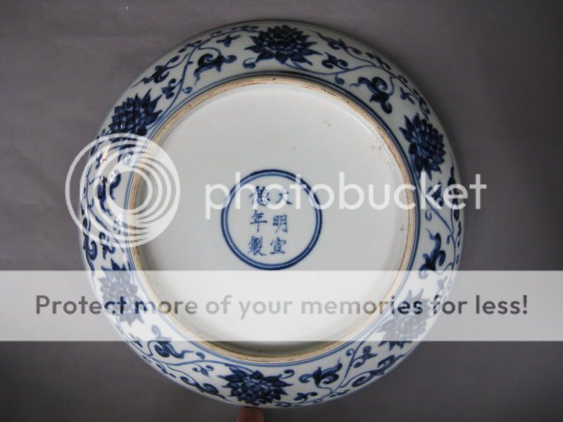 Chinese antique delicate precious blue and white porcelain plate 