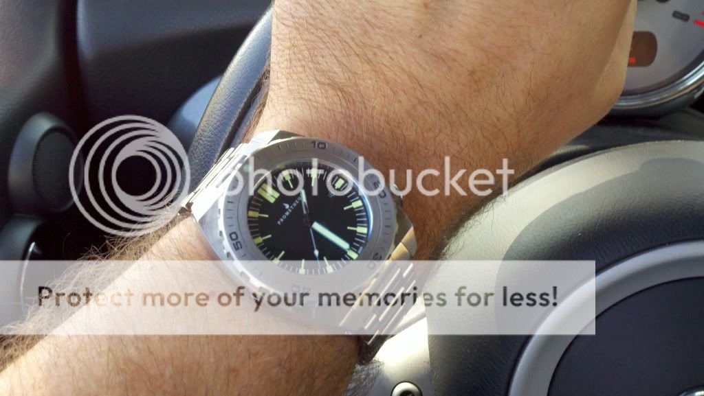 Post here photos of your Prometheus Manta Ray | WatchUSeek Watch Forums